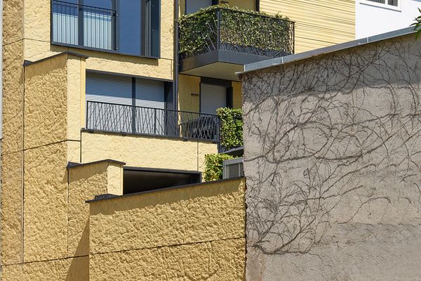 Neuwertiges 4-Zimmer-Penthouse mit Dachterrasse, Aufzug & Deckenkühlung in best Lage