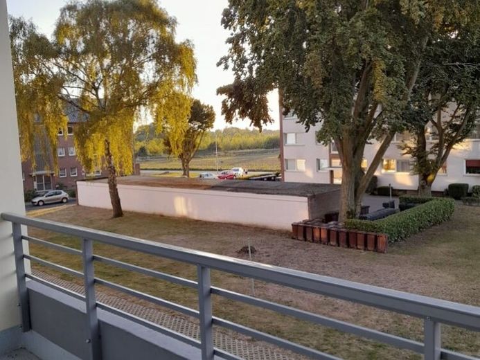 3-Zimmer Wohnung mit Küche, Diele, Badezimmer und Loggia, Nettetal-Breyell, 1. Etage, freiwerdend! – Foto 1