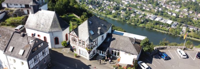 Lodge Moselsteig: 6 appartamenti per vacanze, caffè e alloggio del gestore con vista sulla Mosella – Blick von oben