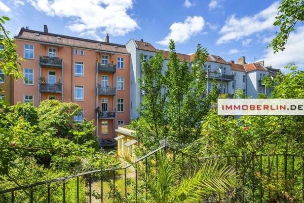 IMMOBERLIN.DE - Posizione eccellente! Ampio appartamento con balcone esposto a sud