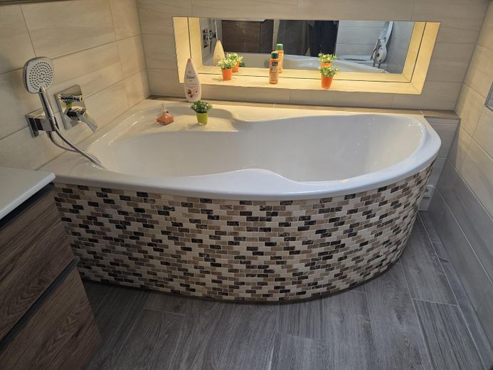 Eckbadewanne