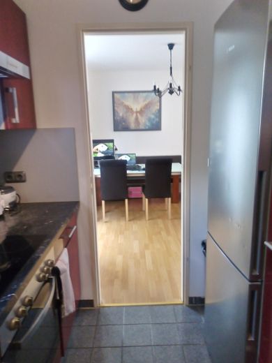 Blick von Küche zum Essbereich