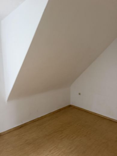 Spokojne mieszkanie 3,5-pokojowe w samym centrum Oberhausen – z dużym potencjałem – Zdjęcie 17