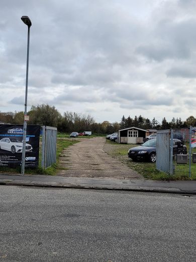 Gewerbegrundstück im Gewerbe- und Industriegebiet Lübeck Genin – Einfahrt 