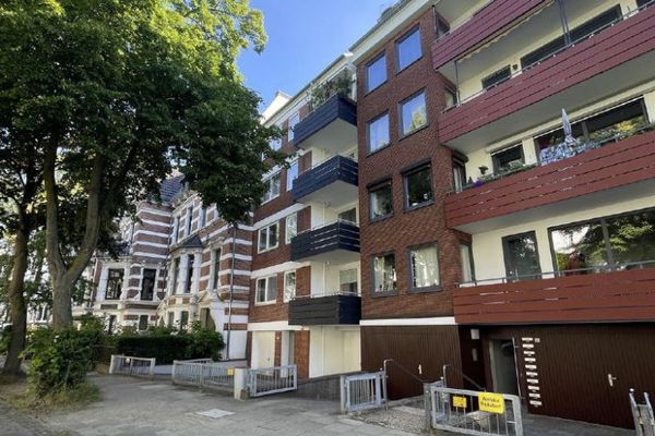 Wohnqualität trifft Wertstabilität!
Attraktive 2 Zi.-Eigentumswohnung & Garage zur Anmietung in Bestlage von Schwachhausen - Ideal zur Eigennutzung oder als Kapitalanlage
