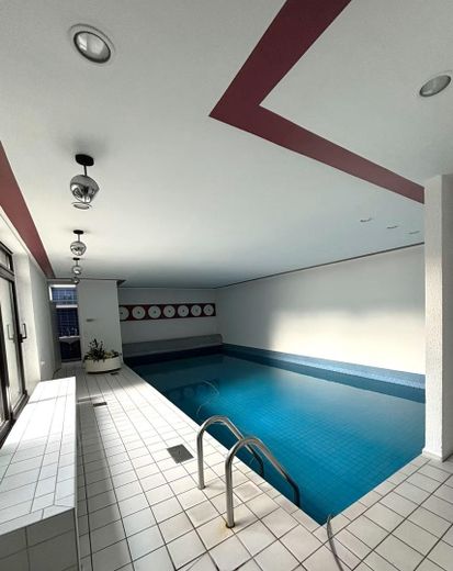 Schwimmbad der Gemeinschaft