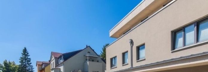 IMMOBERLIN.DE - Exzellentes KfW-55-Wohn-/Geschäftshaus mit Seeblick-Wohnung