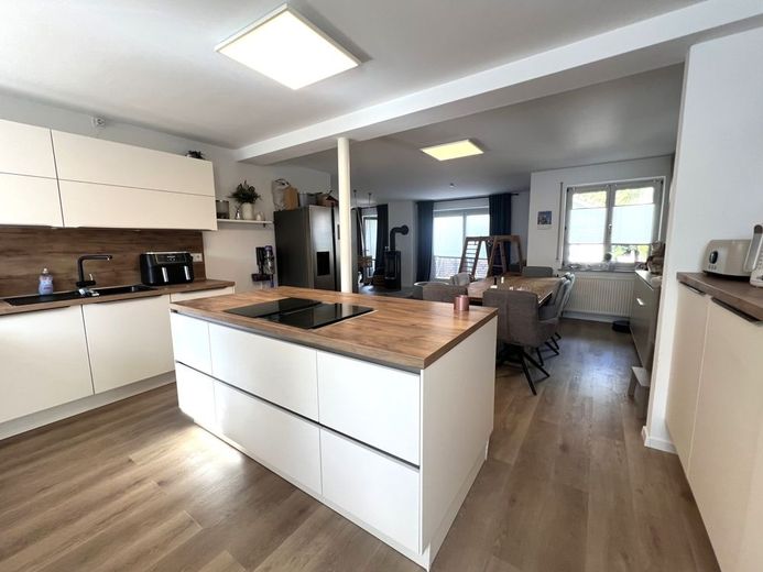 3-4 Zi. Maisonettewohnung mit Balkon, Garage und Garten in naturnaher Lage in Wuppertal-Beyenburg – Küche