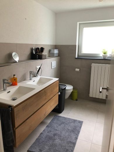 Exclusive house with a separate apartment in a quiet location on the edge of the forest in Tuttlingen – Bad EG