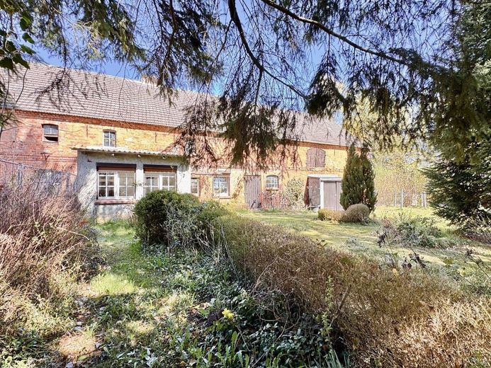 HORN IMMOBILIEN ++ Einfamilienhaus ruhige Lage bei Pasewalk – Hausansicht