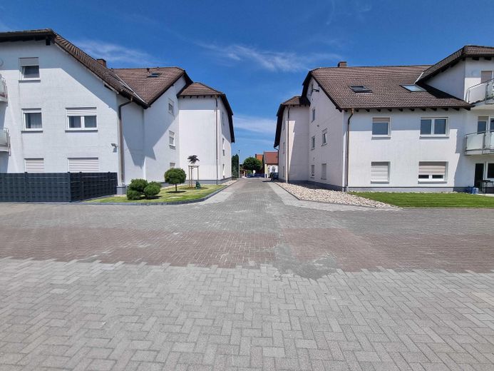 Ramstein | 27 viviendas | TOTALMENTE ALQUILADO | 437.064 € de alquiler neto anual | 6,33 % DE RENTABILIDAD BRUTA | FACTOR 15,79 – Außenansicht Seufzerweg 2-4