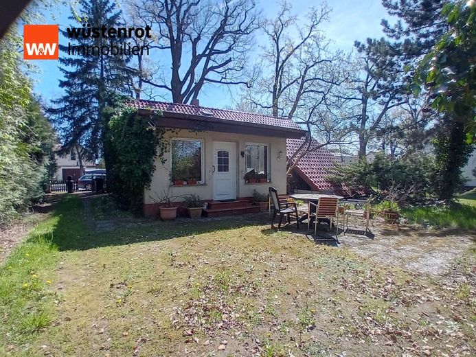 Gemütlicher Bungalow mit Erweiterungspotenzial bei Beeskow zu verkaufen. Schauen Sie vorbei... – Eingangsbereich