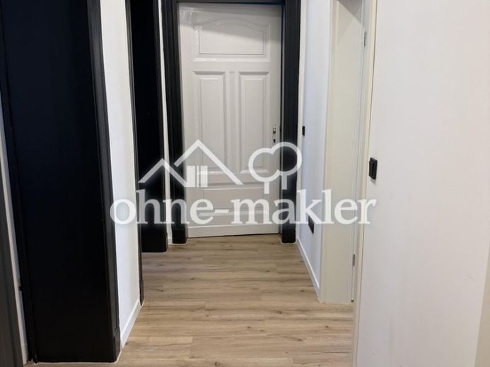 Möbliertes Premium Zimmer in berufstätigen WG mit Balkon, Erstbezug nach Sanierung – Foto 1