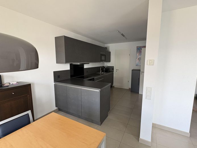 Maisonette di 3,5 locali * ASCENSORE * POMPA DI CALORE * 102mq + 19mq BALCONI – Küche 1