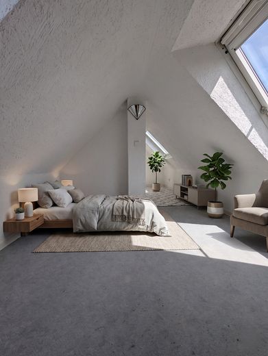 WG geeignete 4 Zimmer-DG-Whg mit Holzfußboden, Balkon, Wohnküche – Dachraum