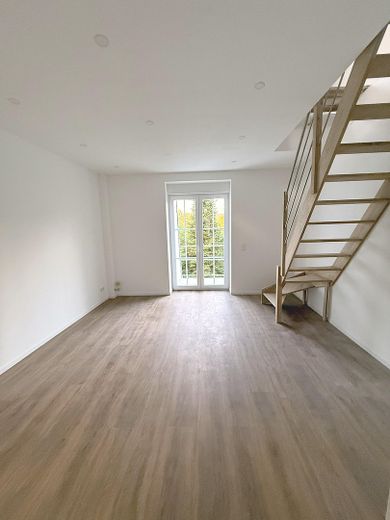 Energetisch sanierte 150 qm Maisonettewohnung, modernisiert und sofort bezugsfertig – Foto 10