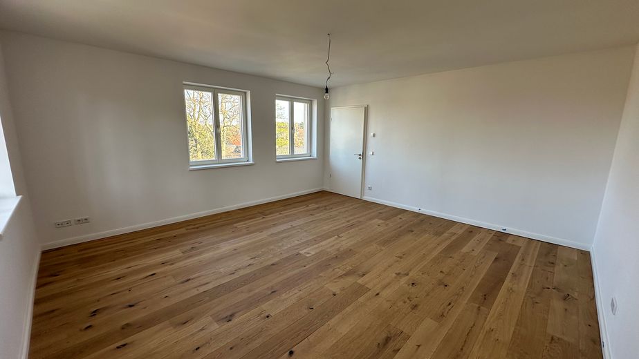 Schlafzimmer 2 gegenüber