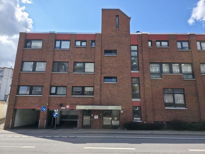 Amplia superficie con potencial residencial en Bergedorf: ¡también apta para vivienda compartida! – Außenansicht