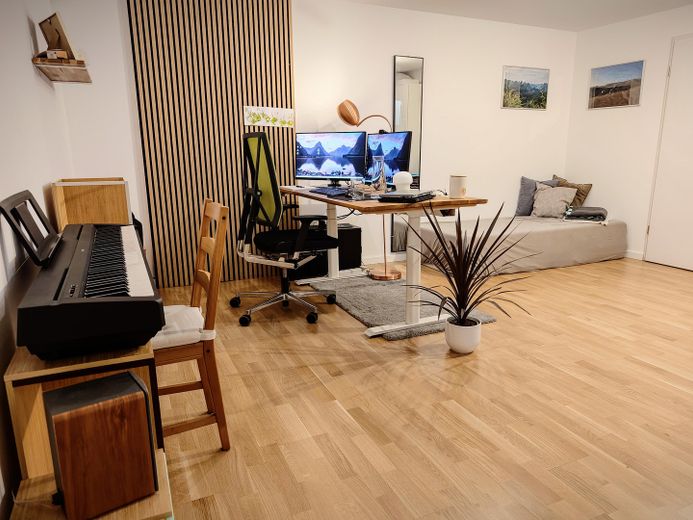 Arbeitszimmer/Hobby (Keller)