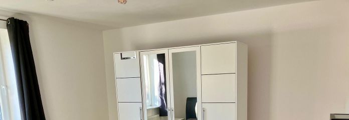 großes Schlafzimmer