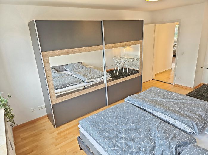 moderne möblierte 4 Zimmer Wohnung in zentraler Lage von Germering – Foto 12