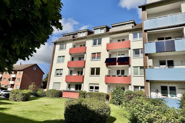 3 habitaciones con balcón y plaza de aparcamiento