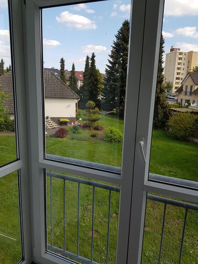 Top Maisonettewohnung mit Balkon, EBK und Klimaanlagen zu vermieten – फोटो 11