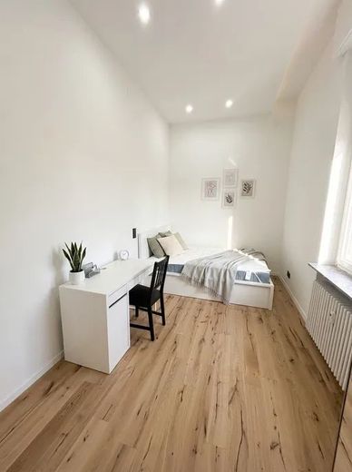 Pokój w mieszkaniu współdzielonym dla studentów i młodych profesjonalistów / Emser Straße 40, Frankfurt am Main / WE 8 / 3.OG / Zi. 3 – Schlafzimmer