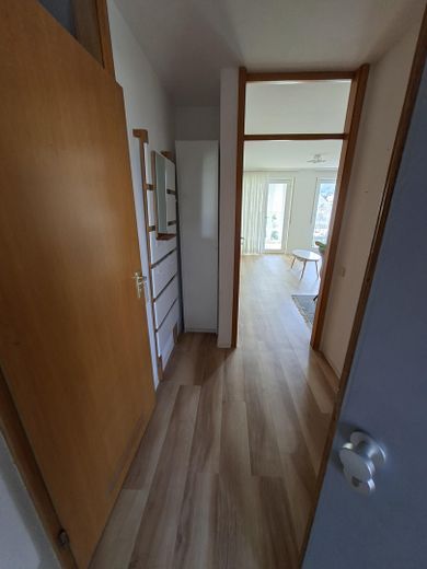 ¡Encantador apartamento pequeño en vivienda tutelada: sin comisión y listo para ocupar! – Blick in die Wohnung