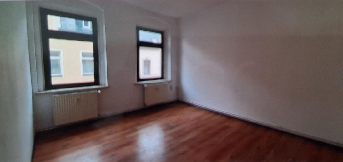 Inmueble de inversión: edificio plurifamiliar con unidad comercial - alquilado, se vende por motivos de edad – Schlafzimmer