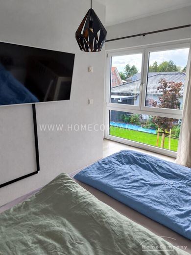 Zeer mooi, comfortabel huis met tuin, ca. 800 m² perceel en dubbele carport – 220956a6b5da9ad6656b530f270d60dc4f5abd6e.jpg