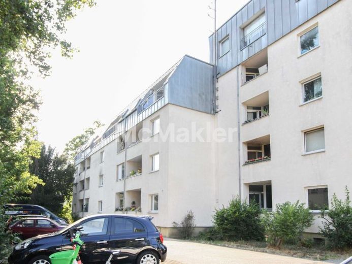 Attraktive Kapitalanlage – Vermietete 2-Zimmer-Dachgeschosswohnung mit Südbalkon in Spandau – Foto 1