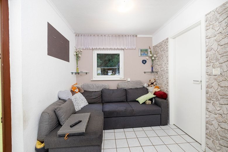 Zum Verkauf steht ein charmantes Einfamilienhaus in 21033 Hamburg mit ca. 101 m² Wohnfläche auf einem großzügigen Grundstück von ca. 757 m². – Foto 6