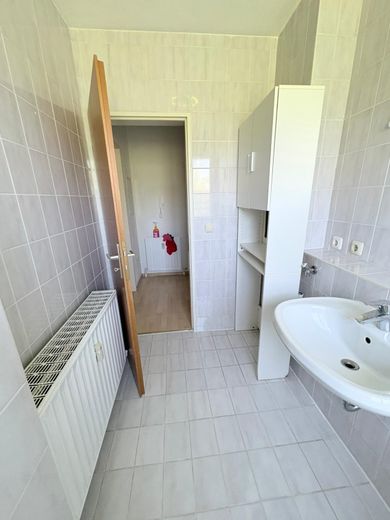 Helle 1-Zimmer-Wohnung mit Balkon  &  EBK in Straubing – WJ-00126_bild_010.jpeg