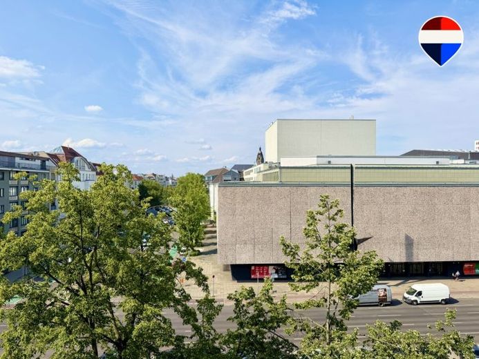 Diamante en bruto en la mejor zona de Charlottenburg – piso de 3 habitaciones con plaza de garaje subterráneo – Foto 1