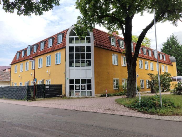Wohnhaus mit 18 Wohneinheiten (ehemaliges Hotel ca. 69 Zimmer) – फोटो 5