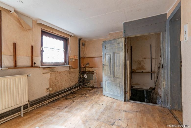 TOP-Lage zentral in Barntrup - Baugrundstück mit abrissreifem Fachwerkhaus! – EG - Wohnraum 2