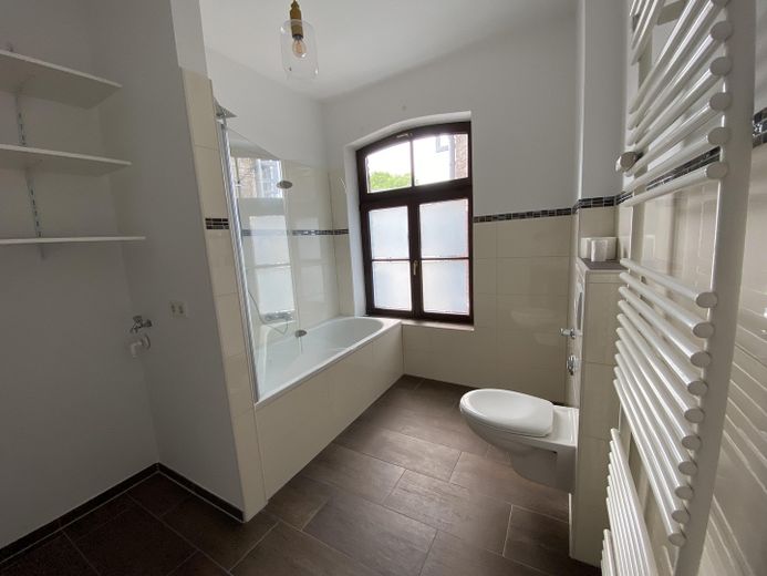 Esclusivo appartamento di 2 locali con carattere loft, arredato con materiali di alta qualità – posizione top nel centro storico di Colonia – Anschlüsse für Waschmaschine