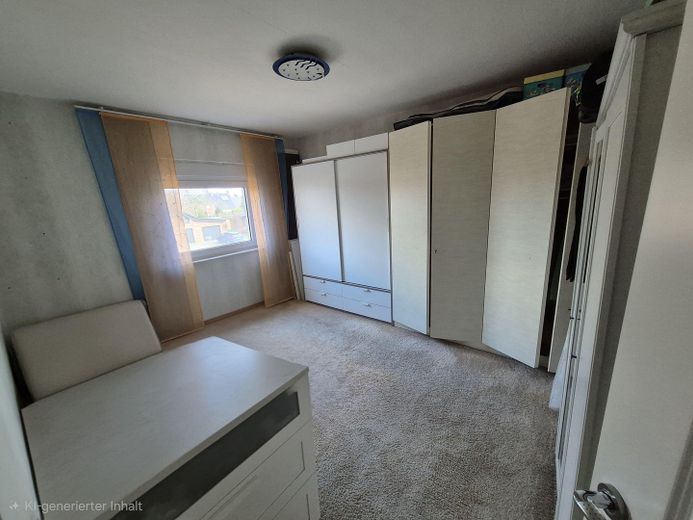 Casa pareada para la familia – 1. Zimmer OG