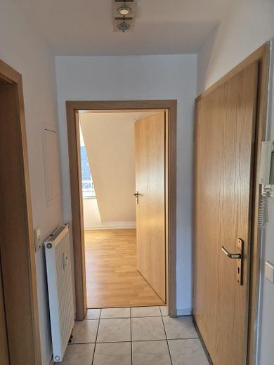 ideal für Paare: 3-Zimmer-Maisonette-Wohnung in Wuppertal – Diele
