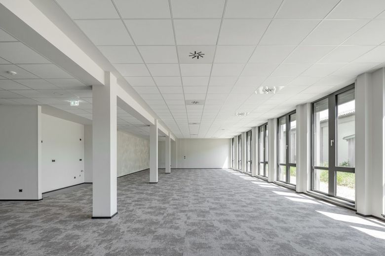 ATIK: Moderne, lichtdurchflutete Büroflächen im THE HUB Walldorf – Innenansicht