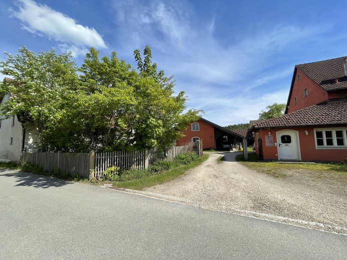 Ansicht Norden von der Straße