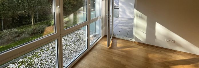 2-Zimmer-Erdgeschosswohnung in Nidda – Wohnbereich mit Balkon
