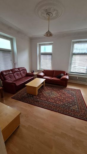 Investment property: Listed apartment building with potential – Wohnzimmer OG-Wohnung