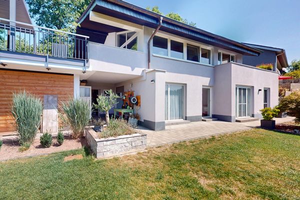 Modernisiertes Einfamilienhaus mit Charakter – Hanglage, Garten und viel Platz in Mömbris
