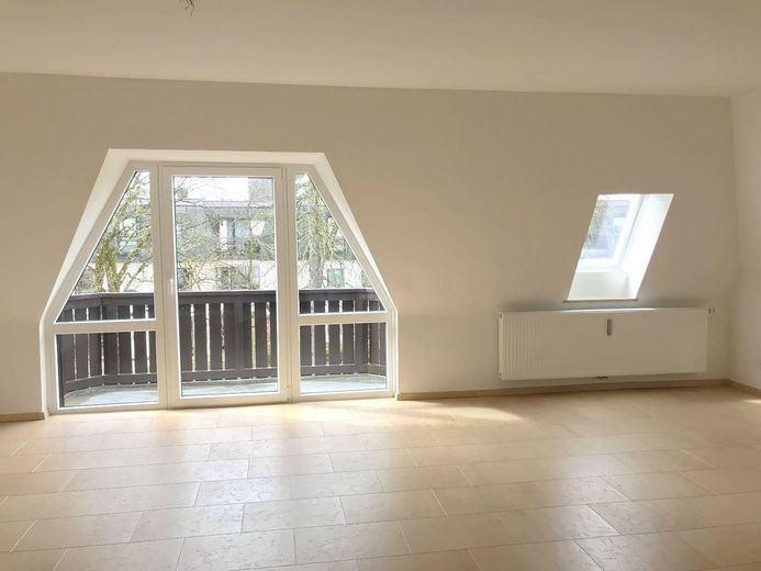 Exklusive 2,5 Zimmer-Wohnung "Wohnen am Schlosspark Nymphenburg" – Wohnbereich