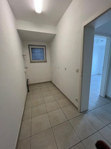 Exclusivo piso con terraza, vistas de ensueño al entorno verde, grandes ventanales y garaje – Foto 19