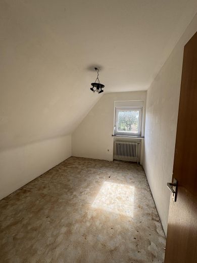 1 von 3 Schafzimmern im OG