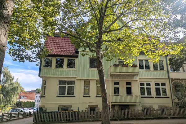 Charmantes Wohnglück oder Kapitalanlage: zentrale Lage, provisionsfrei
