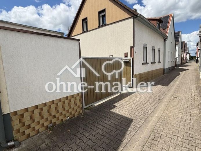 Freistehende Einfamilienhaus in Worms Heppenheim mit Hof in Garage – फोटो 1